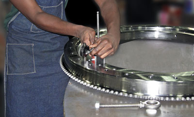 Kaydon bearing remanufacturing program: final inspection